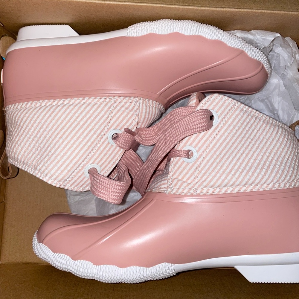 Women’s Sperry duck boots